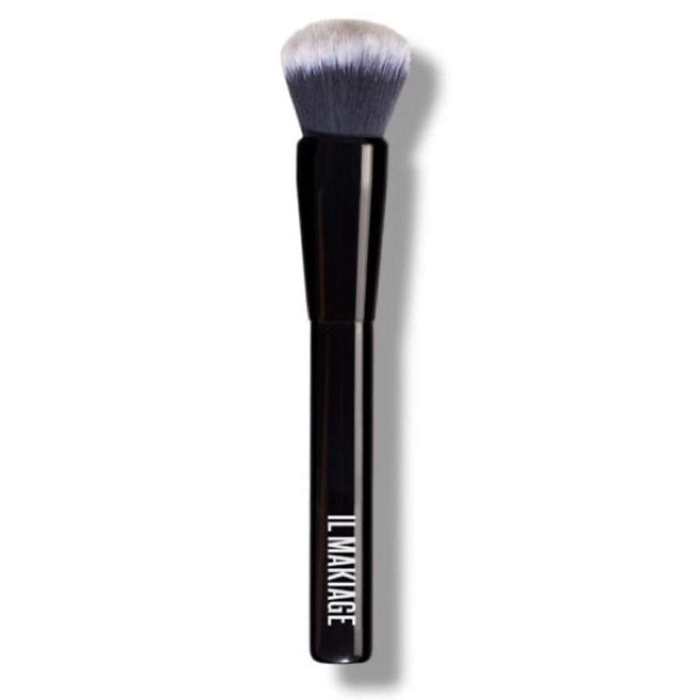 Il Makiage Brush #100/NIB never used